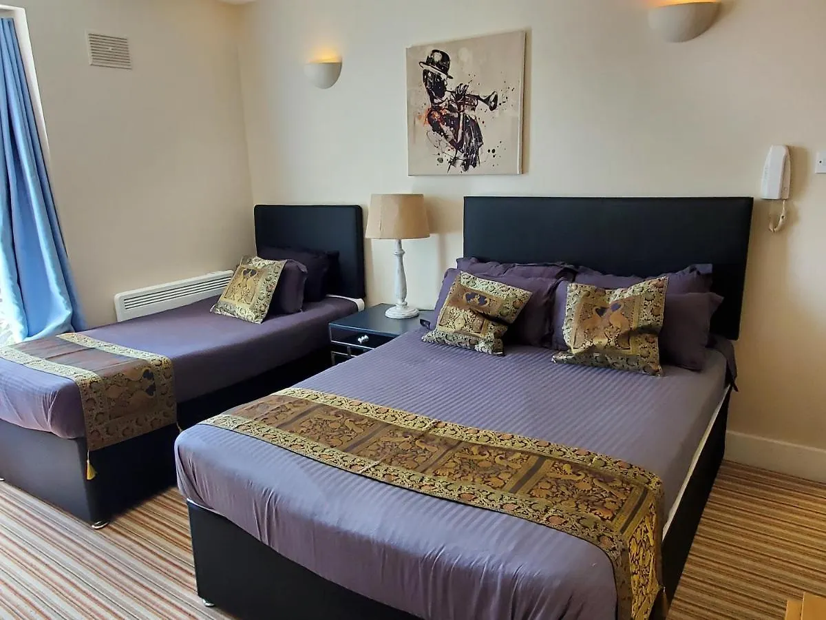 Bed and Breakfast Kgt House Dublín 3*,