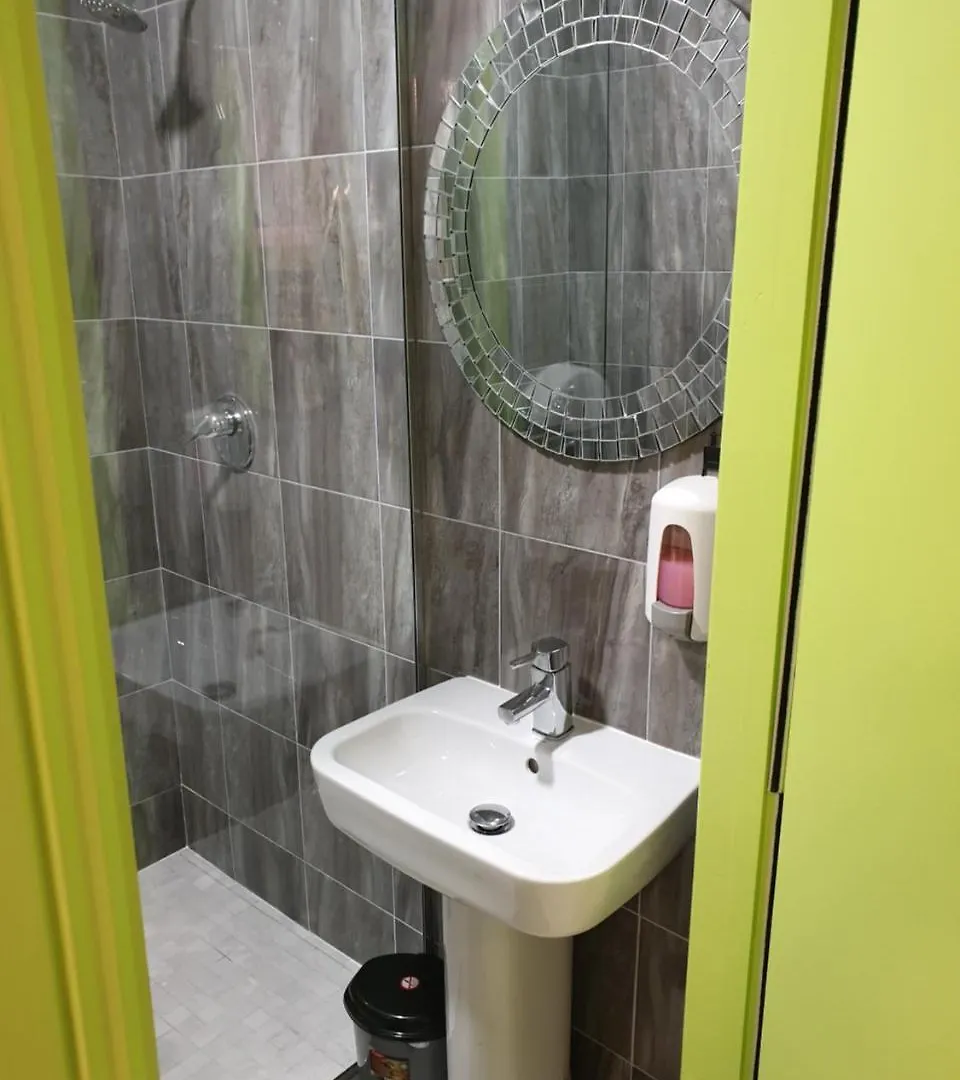 Bed and Breakfast Kgt House Dublín 3*,  Irlanda